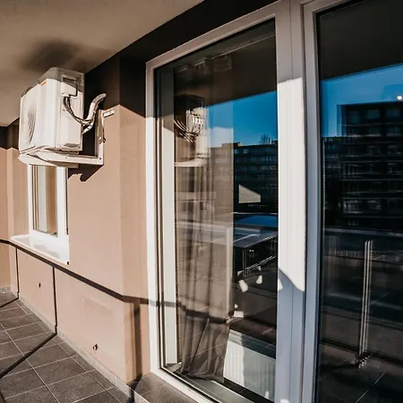 Ah Povazska Ii Apartman Kassa